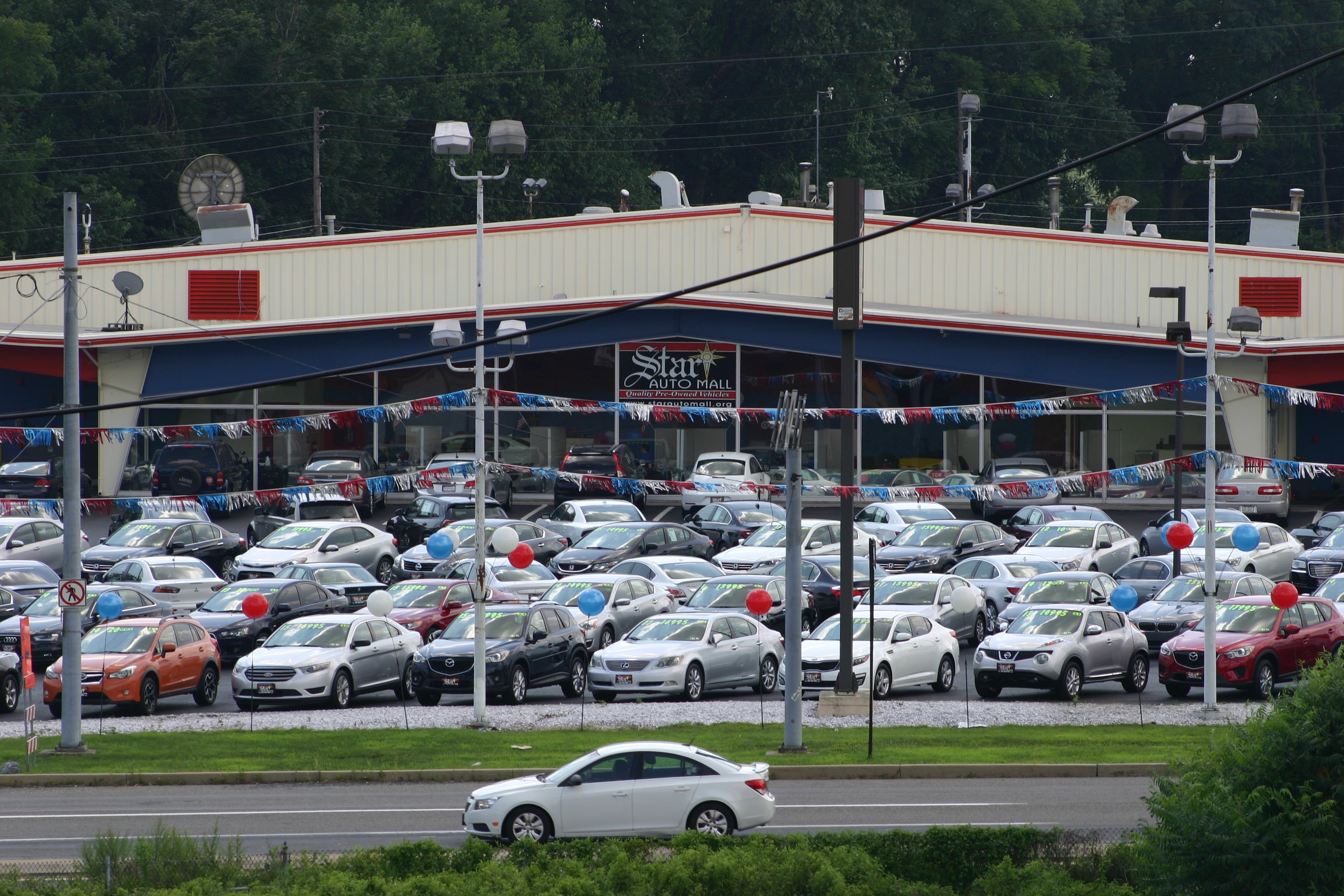 Star Auto Mall 512 in Bethlehem, PA 18017