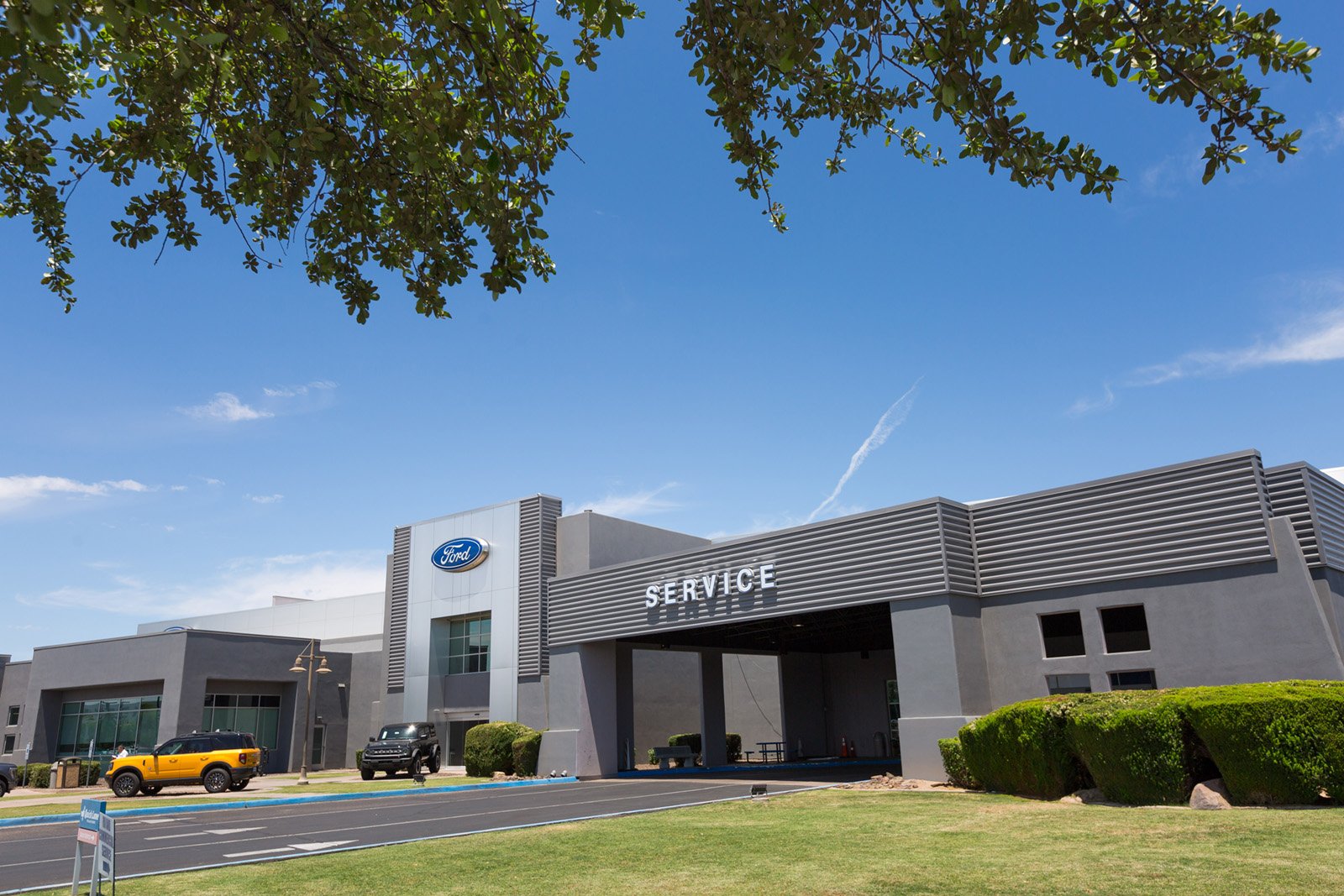 Earnhardt Ford in Chandler, AZ 85226