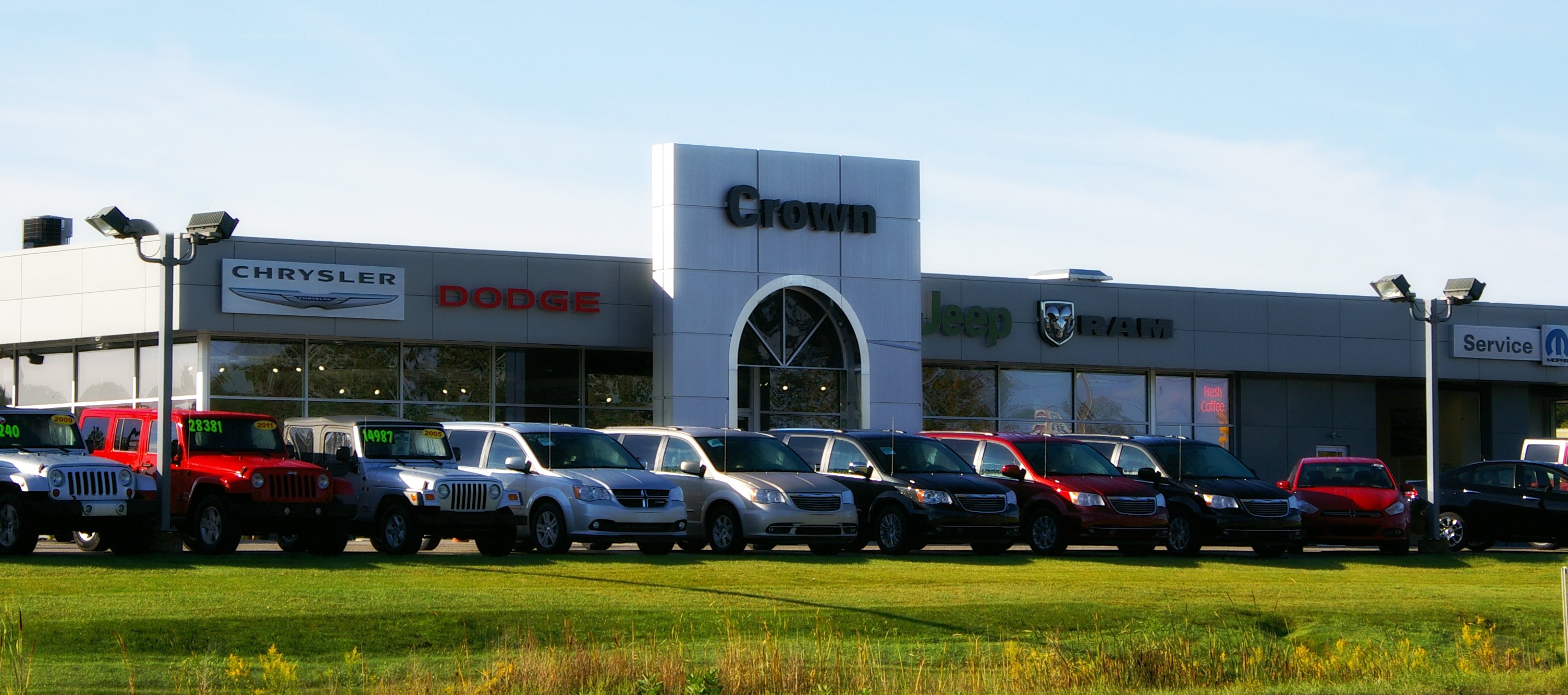 Crown Chrysler Dodge Jeep Ram in Holland, MI 49423