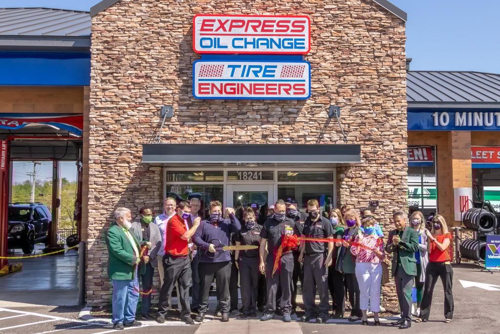 Express Oil Change & Tire Engineers - Olathe | Olathe, KS 66061