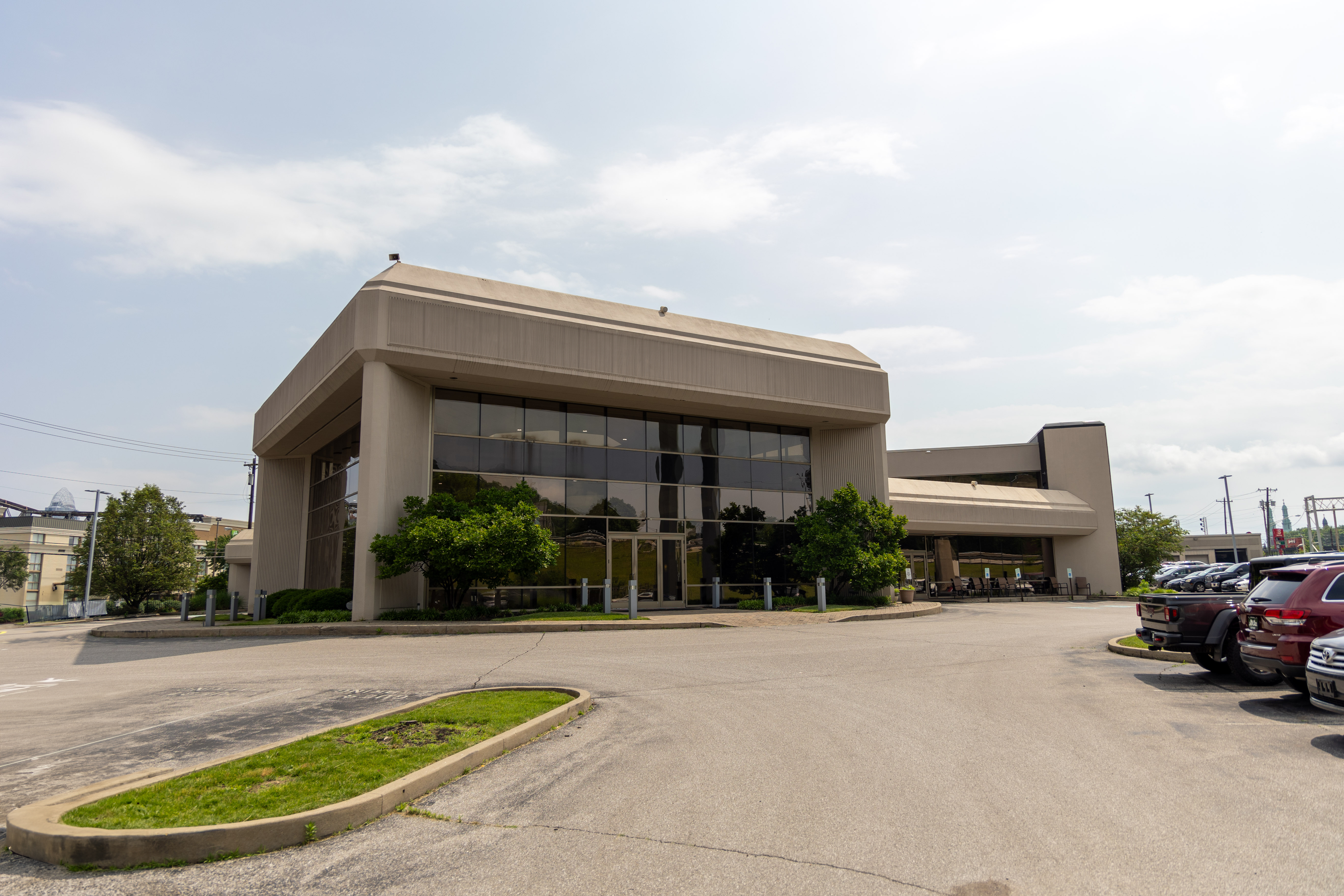 Performance Luxury Sport Cincinnati in Covington, KY 41011