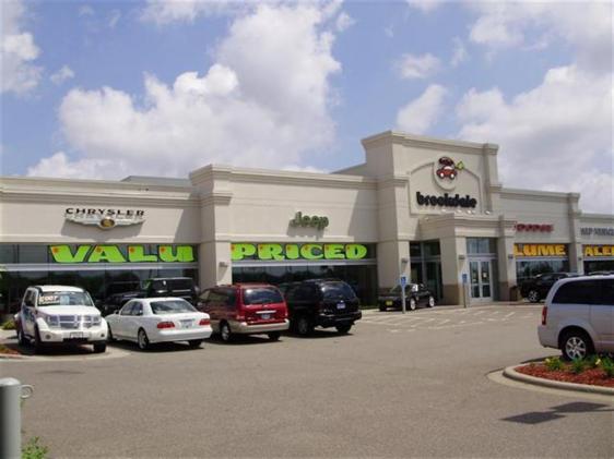 Luther Brookdale Chrysler Jeep Dodge in Brooklyn Park, MN 55445