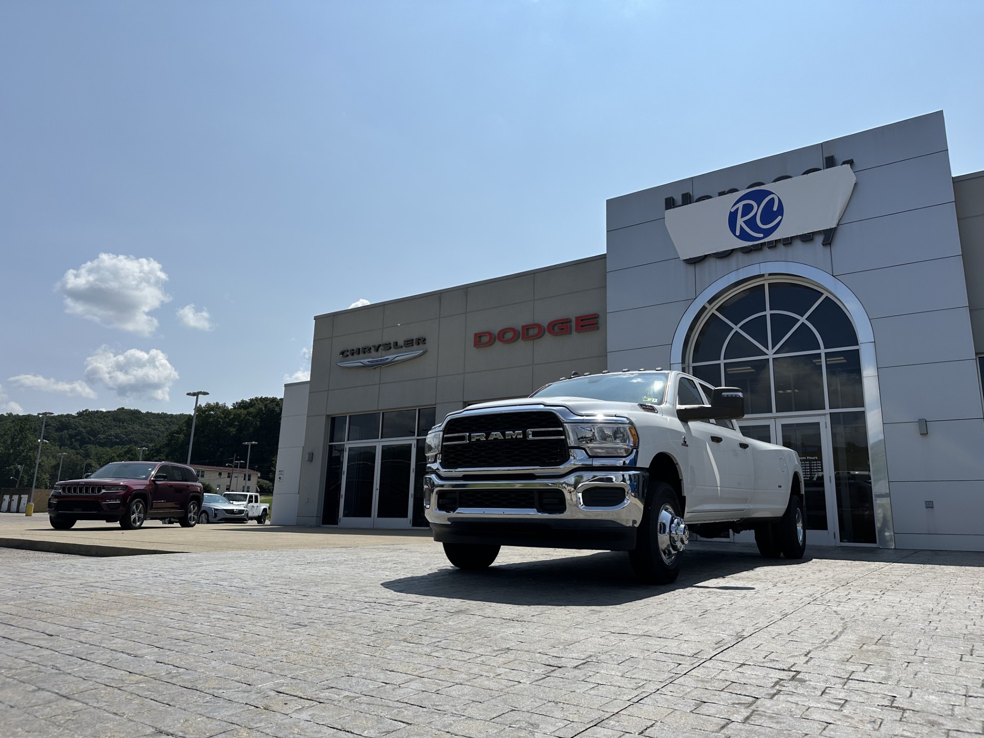 RC Chrysler Dodge Jeep RAM in Newell, WV 26050