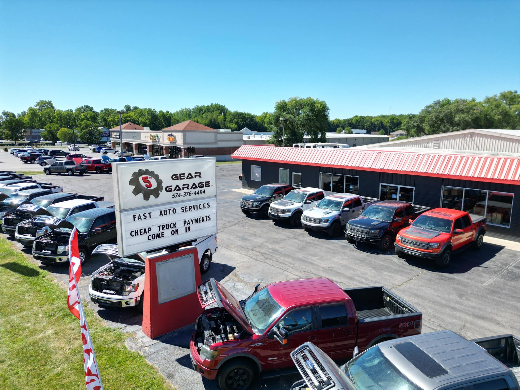 Fifth Gear Garage LLC in Warsaw, IN 46580