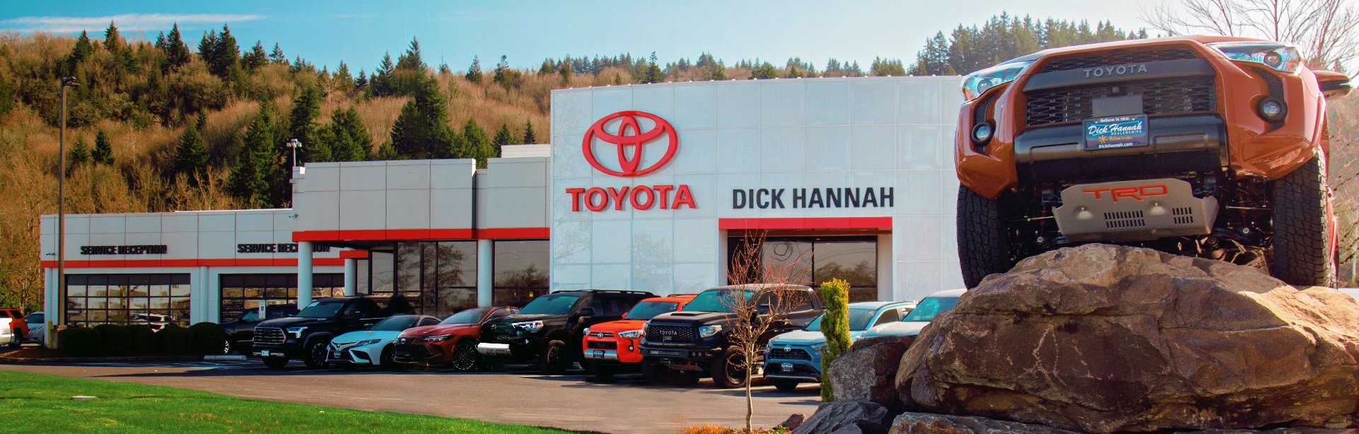 Dick Hannah Toyota in Kelso, WA 98626