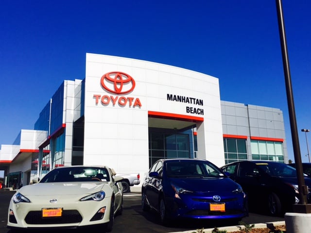 Manhattan Beach Toyota in Manhattan Beach, CA 90266