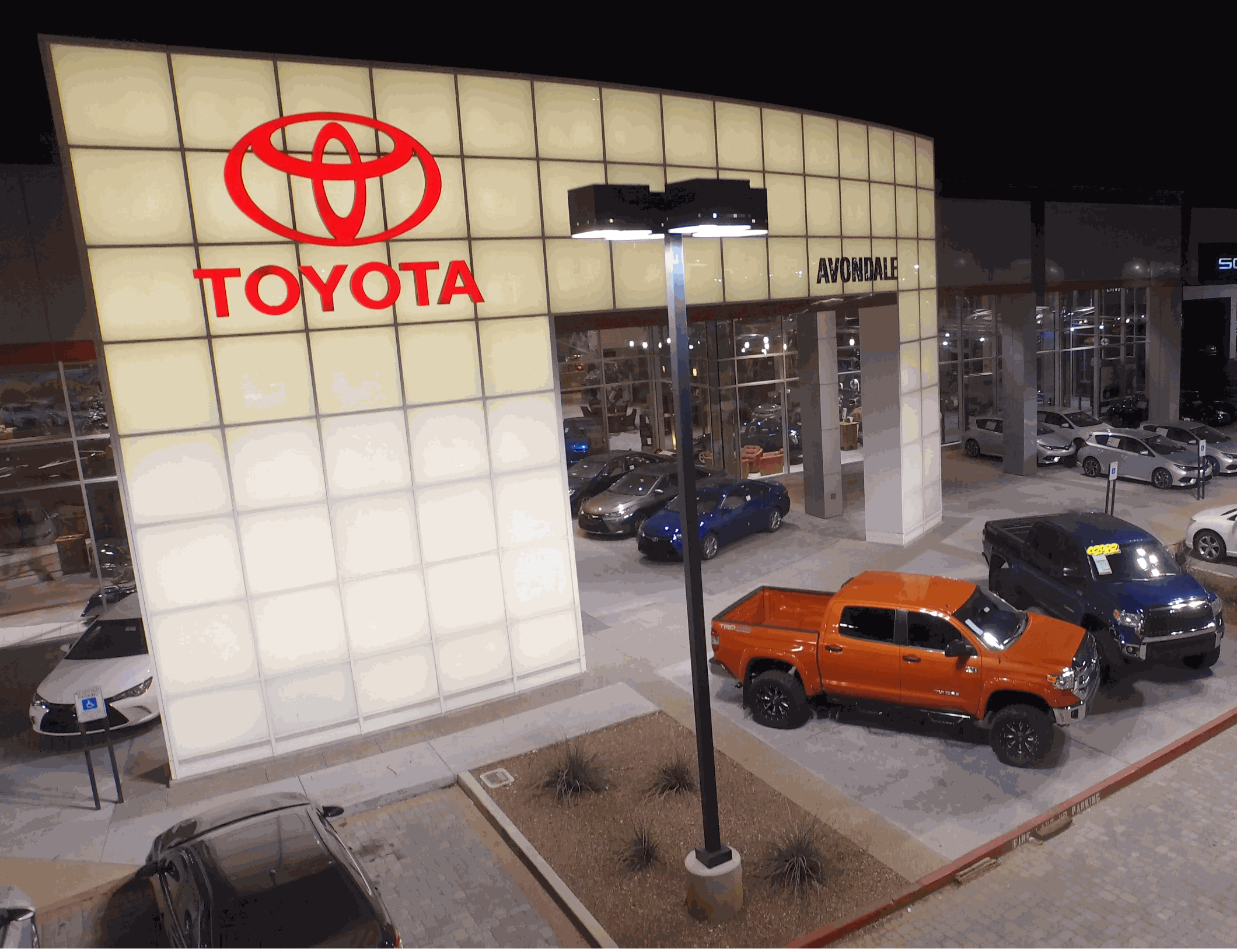 Avondale Toyota - One Price One Person in Avondale, AZ 85323
