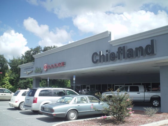 Chiefland Chrysler Dodge Jeep Ram Fiat in Chiefland, FL 32626