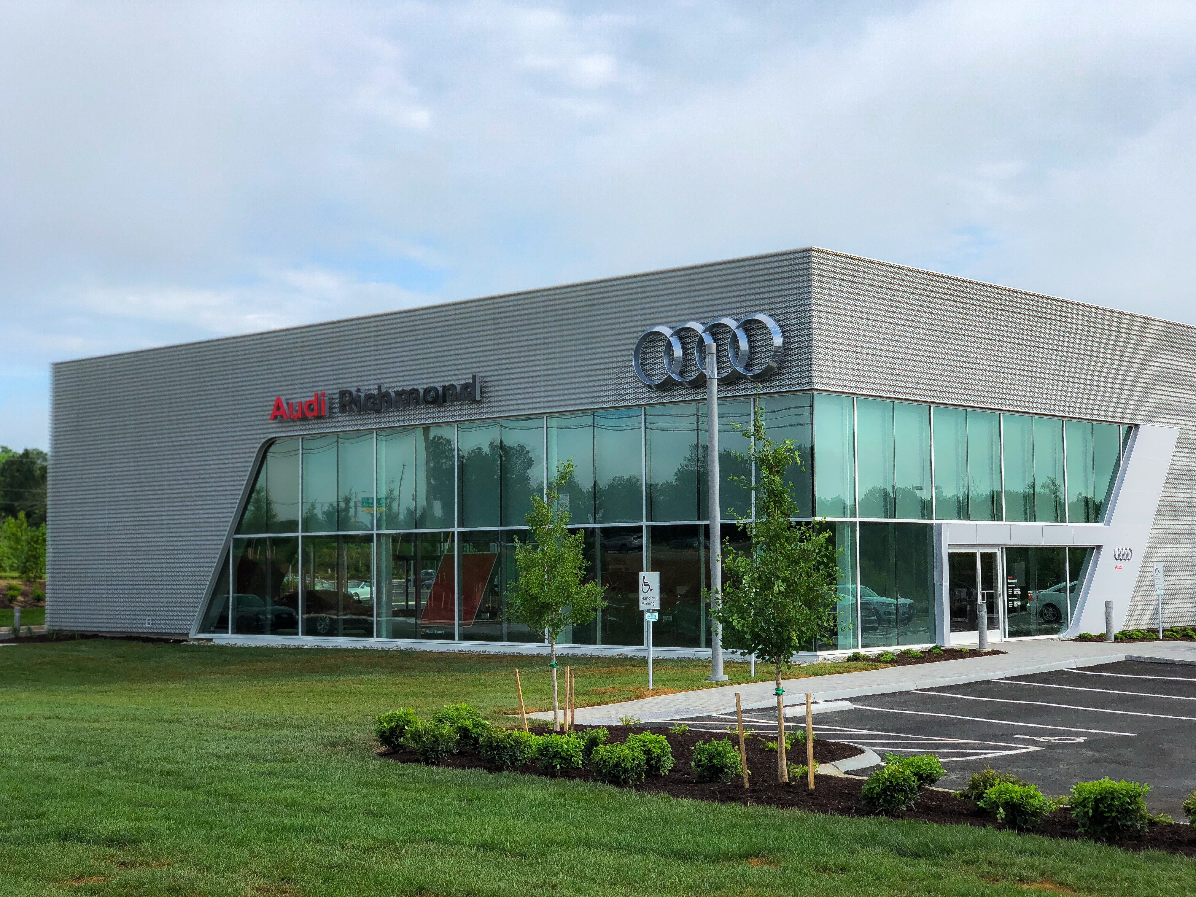 Audi Richmond in Richmond, VA 23233