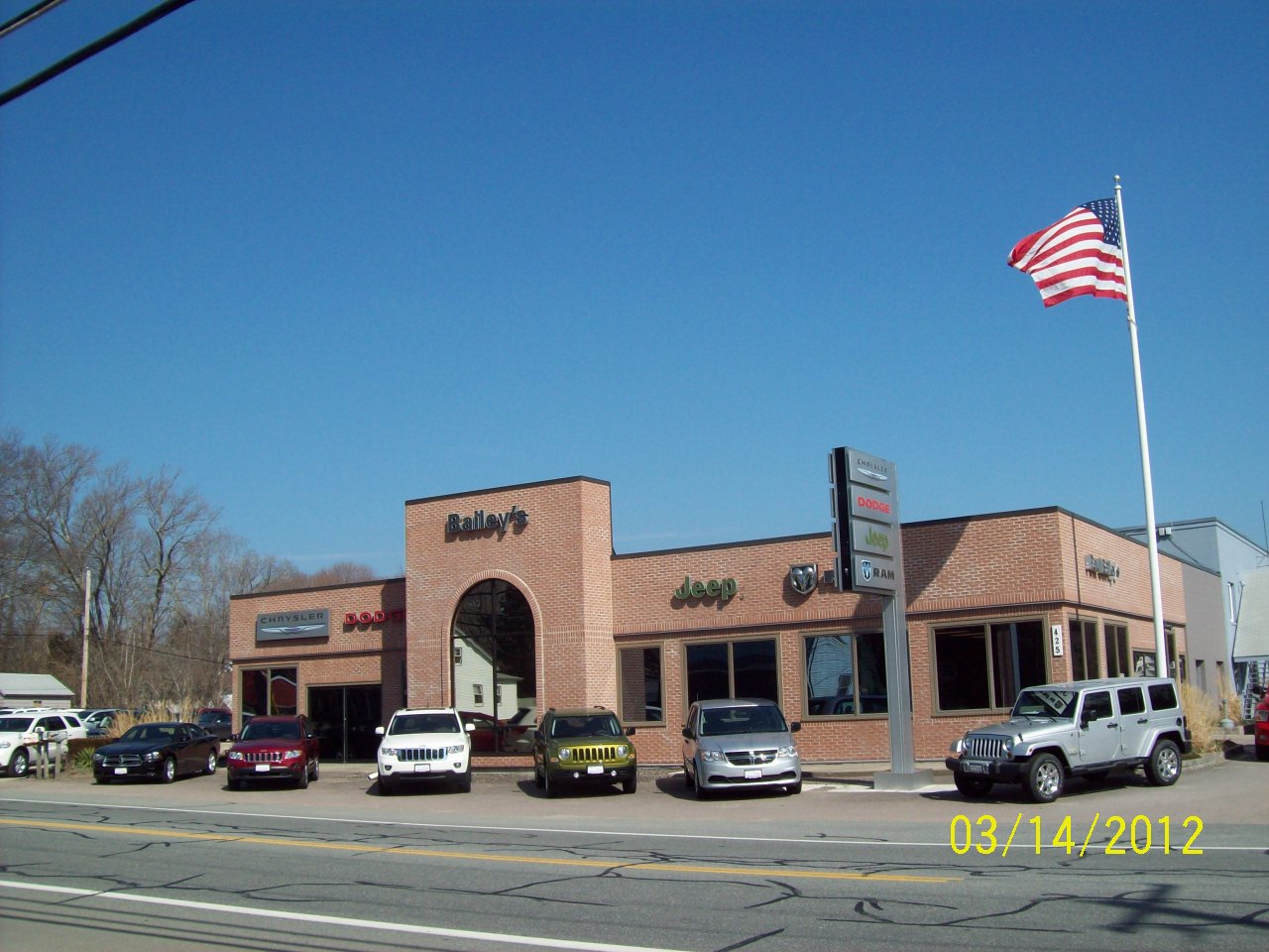 Paul Bailey's Chrysler Dodge Jeep Ram in North Kingstown, RI 02852