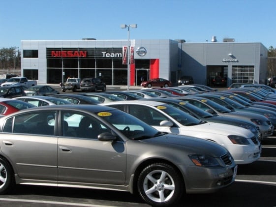 Team Nissan in Manchester, NH 03103