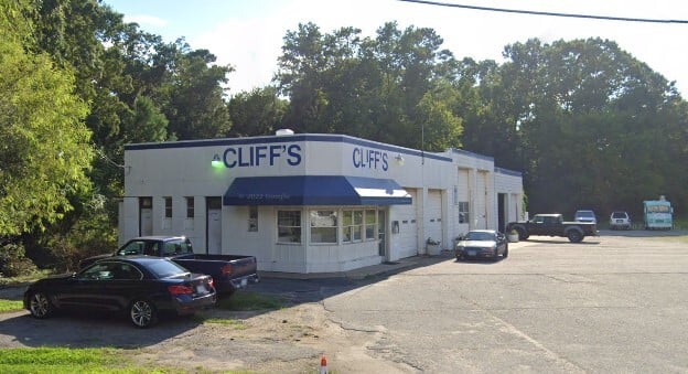 Cliff's | Yorktown, VA 23692