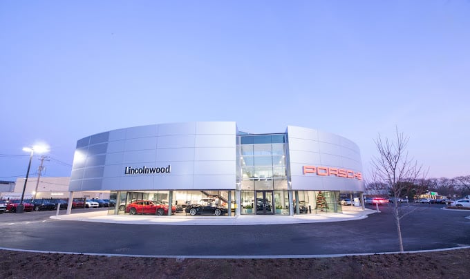 Porsche Lincolnwood in Lincolnwood, IL 60712