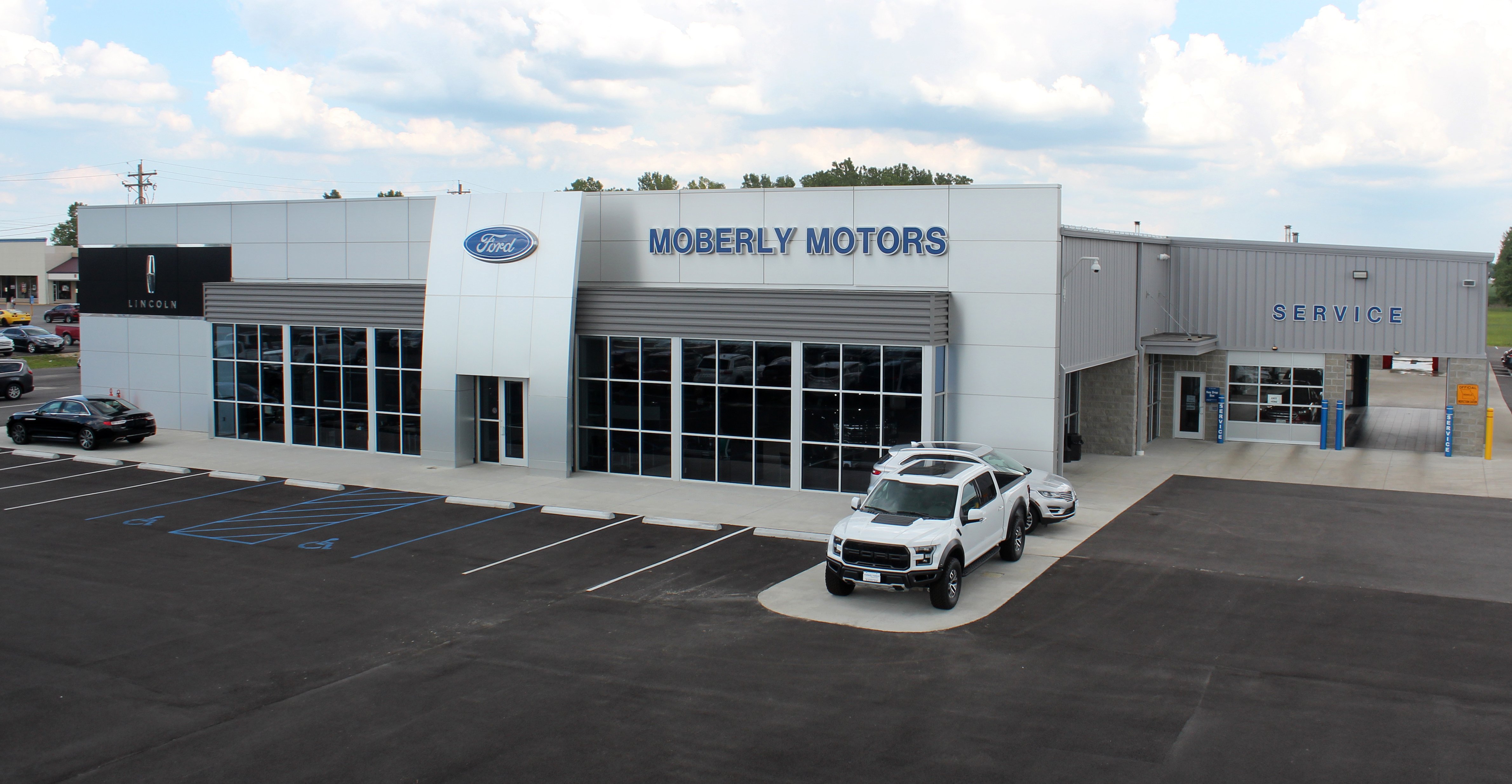 Moberly Motor Co in Moberly, MO 65270