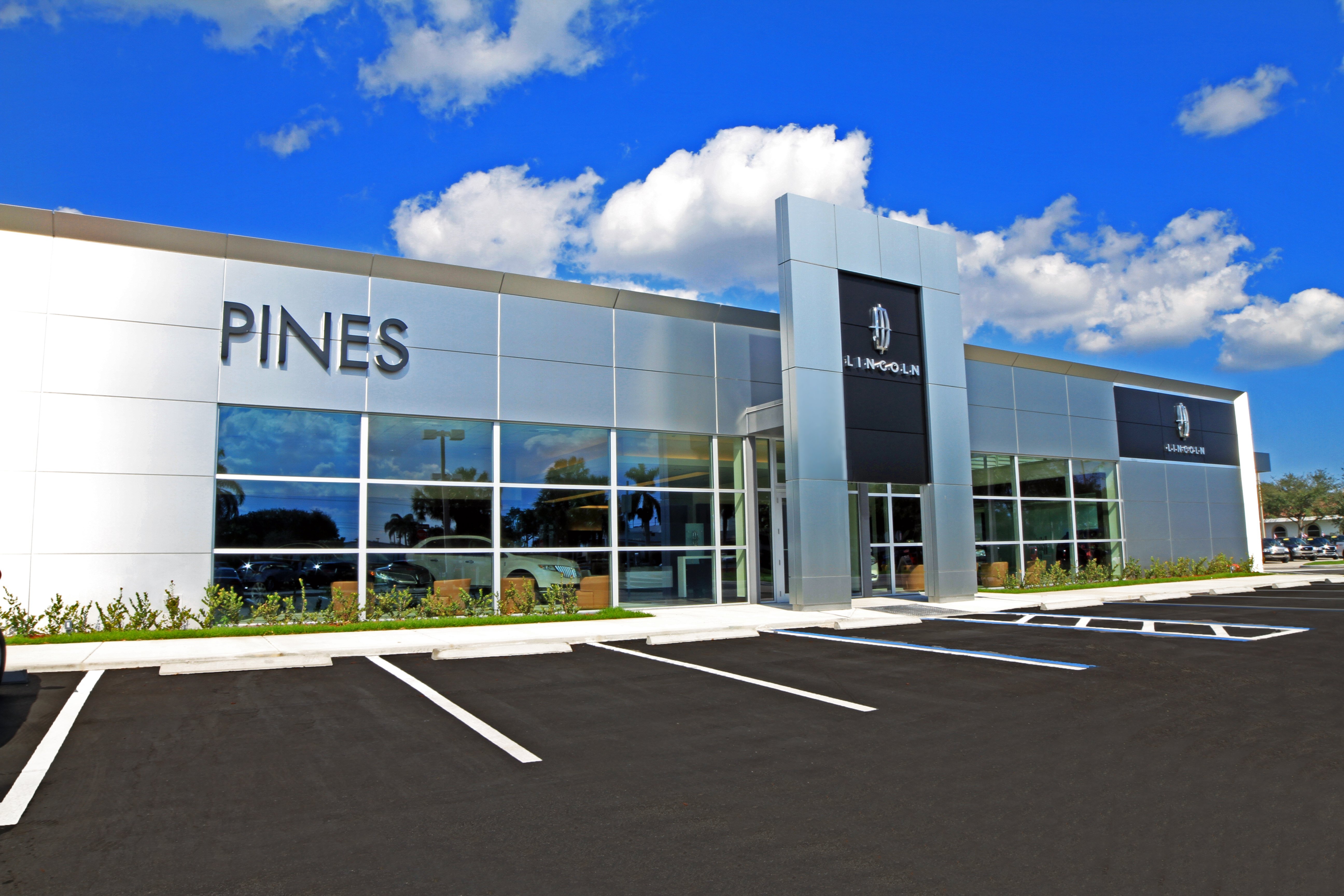 Pines Lincoln in Pembroke Pines, FL 33024