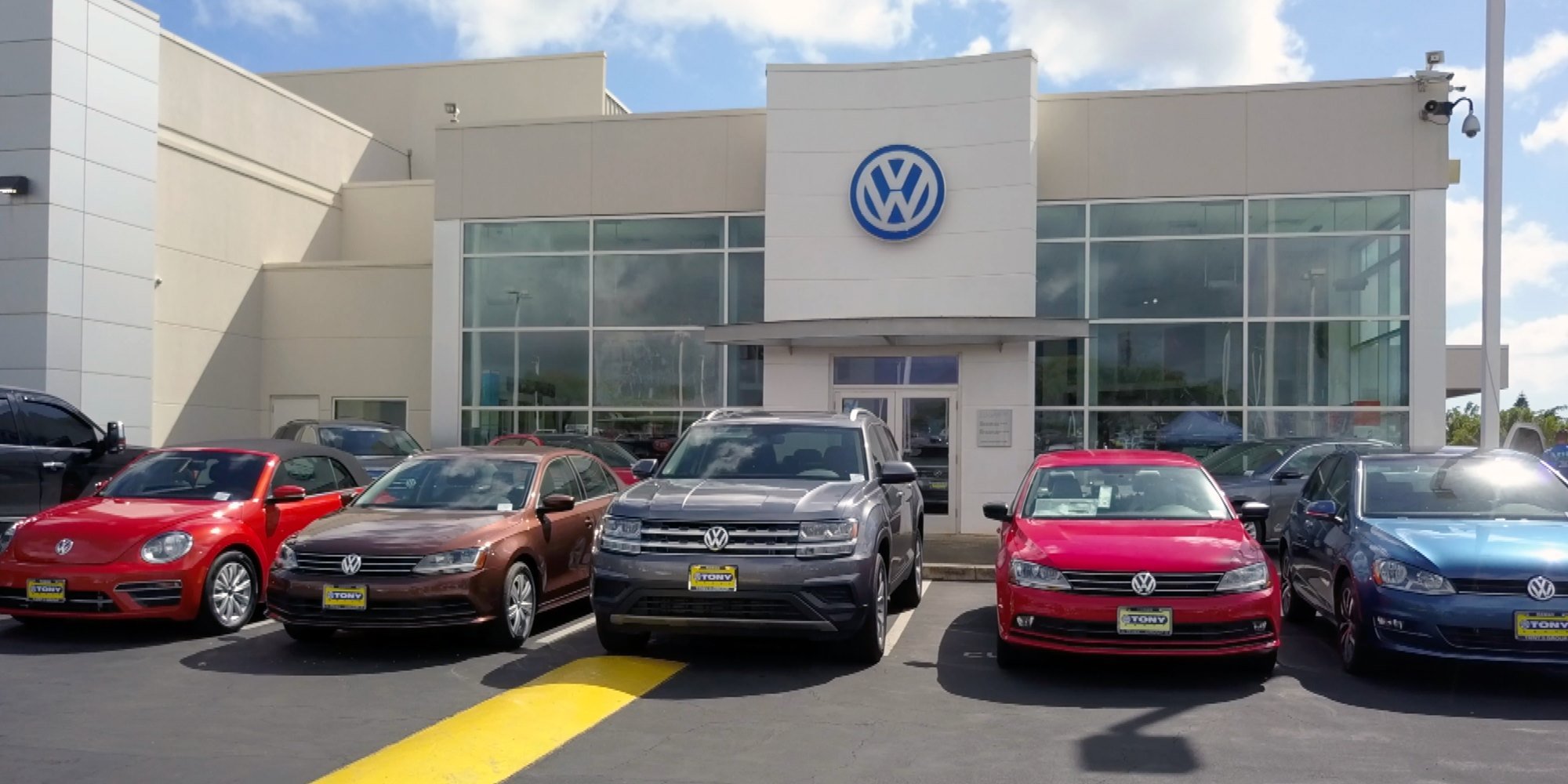 Tony Volkswagen in Waipahu, HI 96797