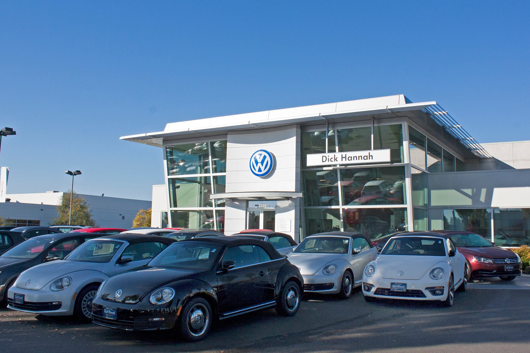 Dick Hannah Volkswagen in Vancouver, WA 98662