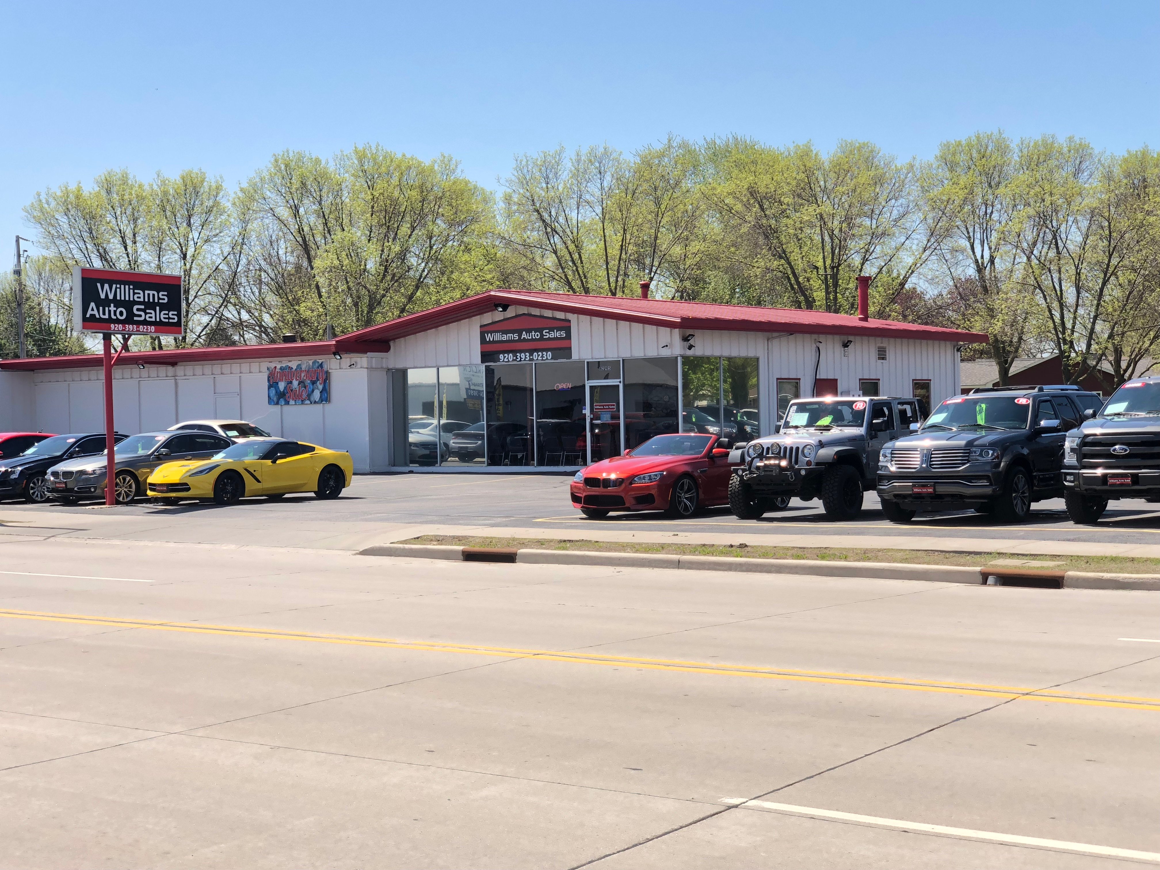 Williams Auto Sales LLC in Green Bay, WI 54303