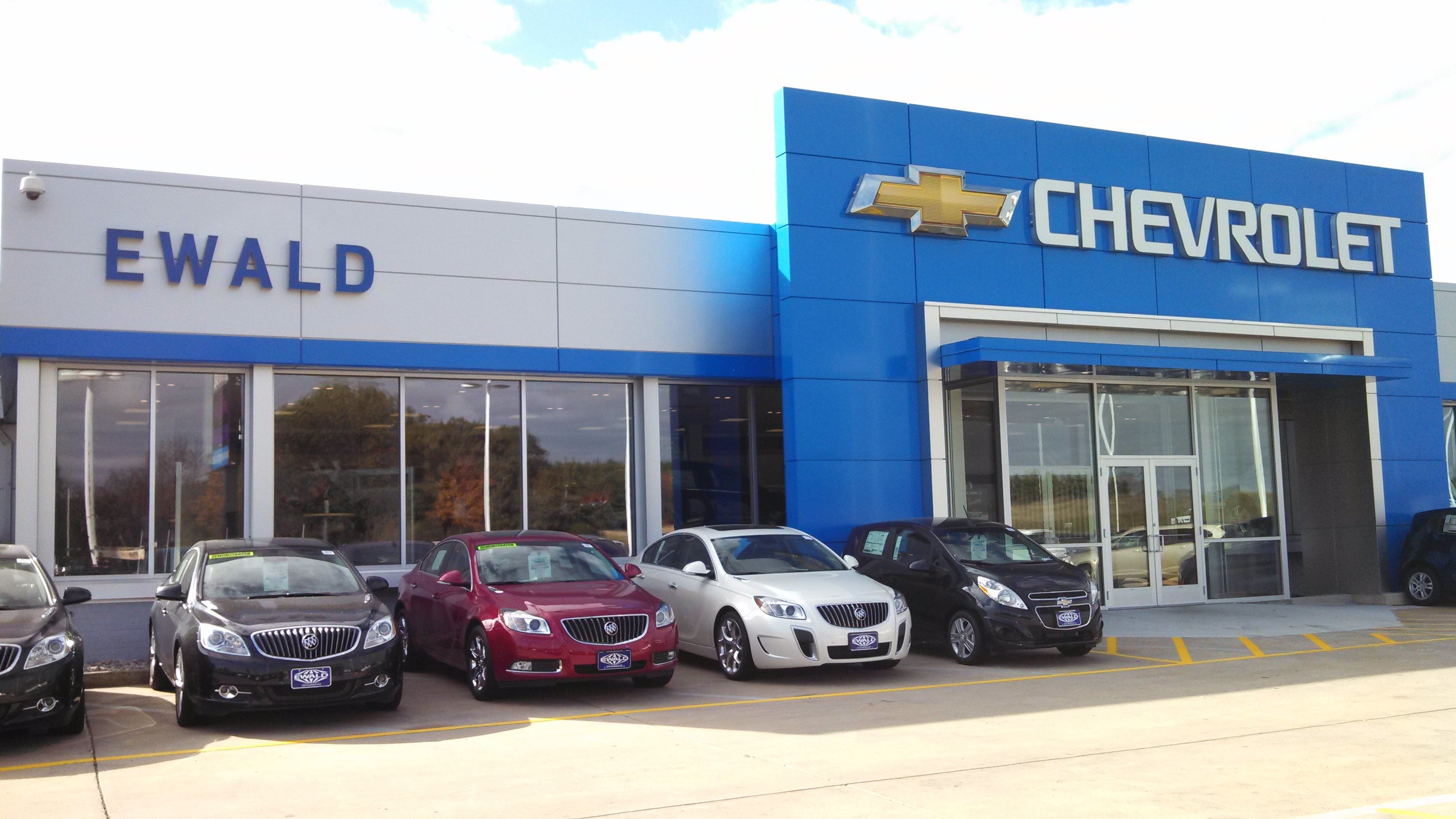 Ewald Chevrolet of Oconomowoc, LLC in Oconomowoc, WI 53066
