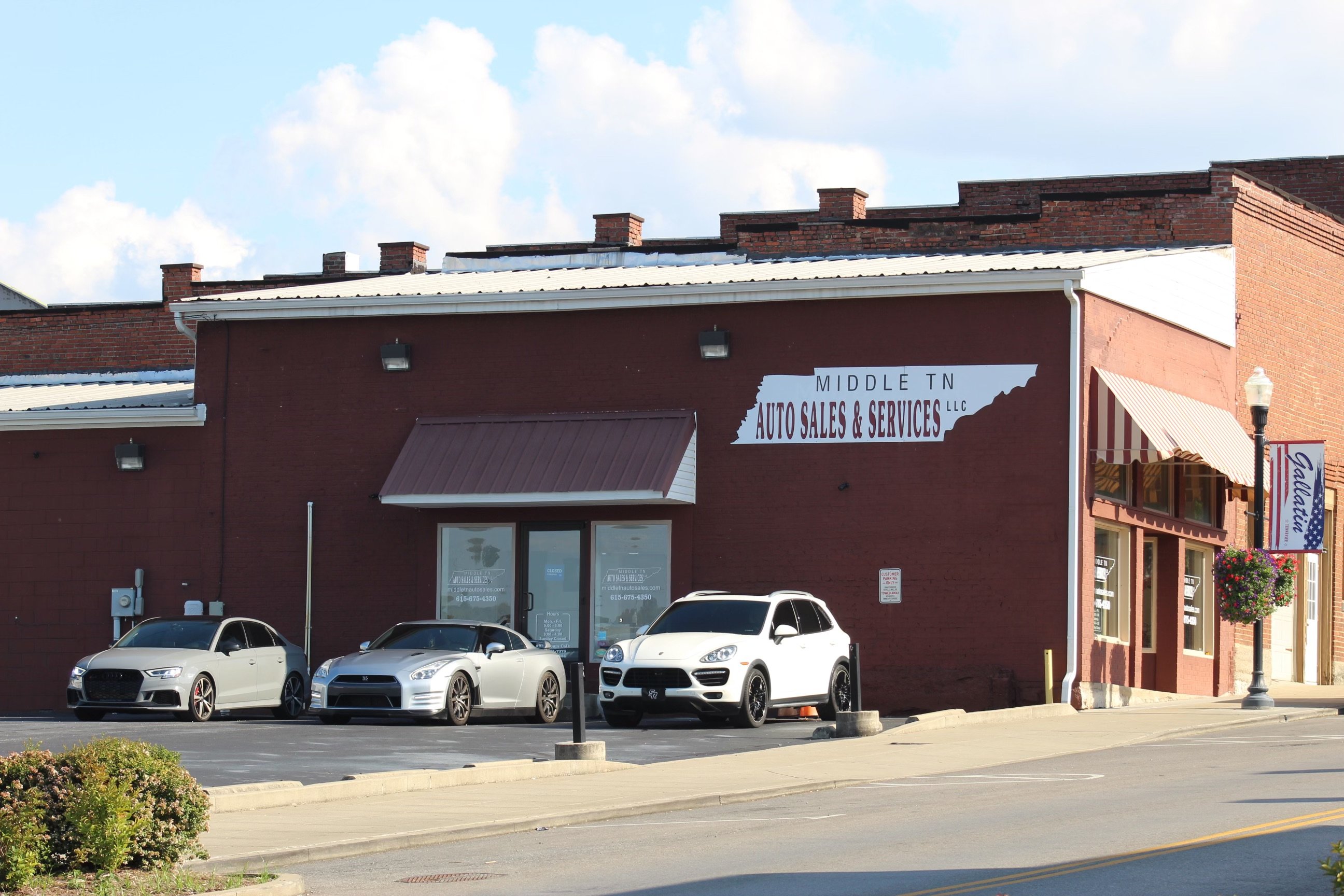 MIDDLE TENNESSEE AUTO SALES & SERVICES LLC in Gallatin, TN 37066