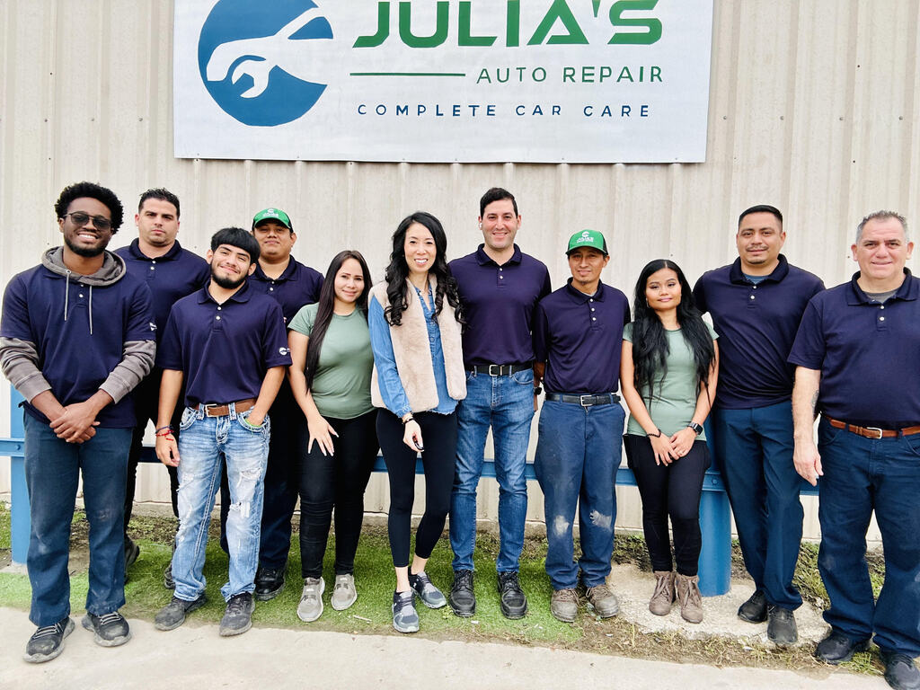 Julia's Auto Repair | Houston, TX 77034