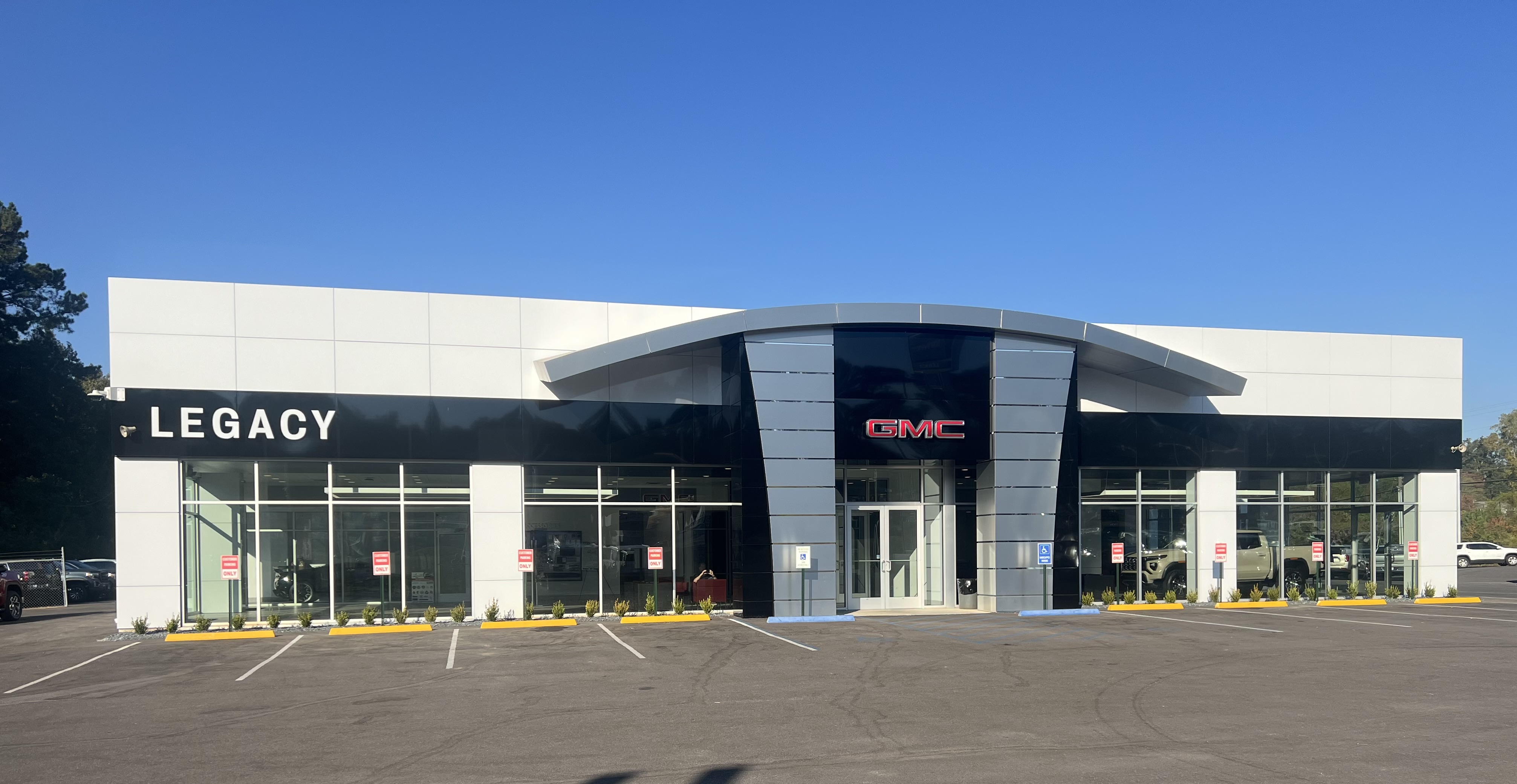 Legacy GMC of Laurel LLC in Laurel, MS 39440