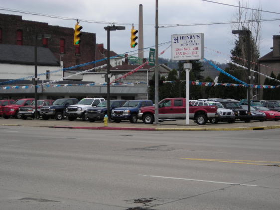 Henry's Truck & Auto Center in Moundsville, WV 26041