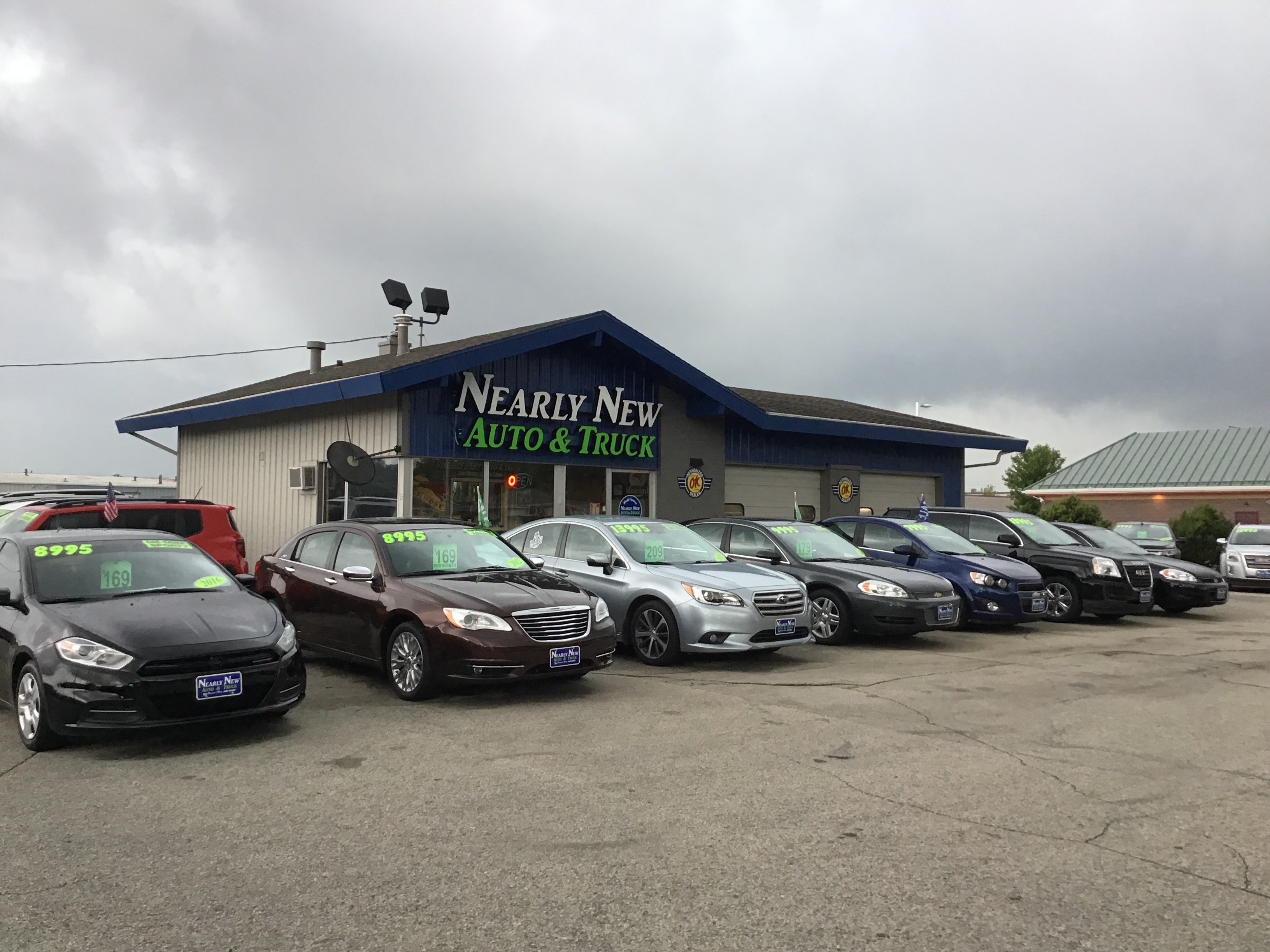 Nearly New Auto and Truck - Lombardi Ave in Green Bay, WI 54304