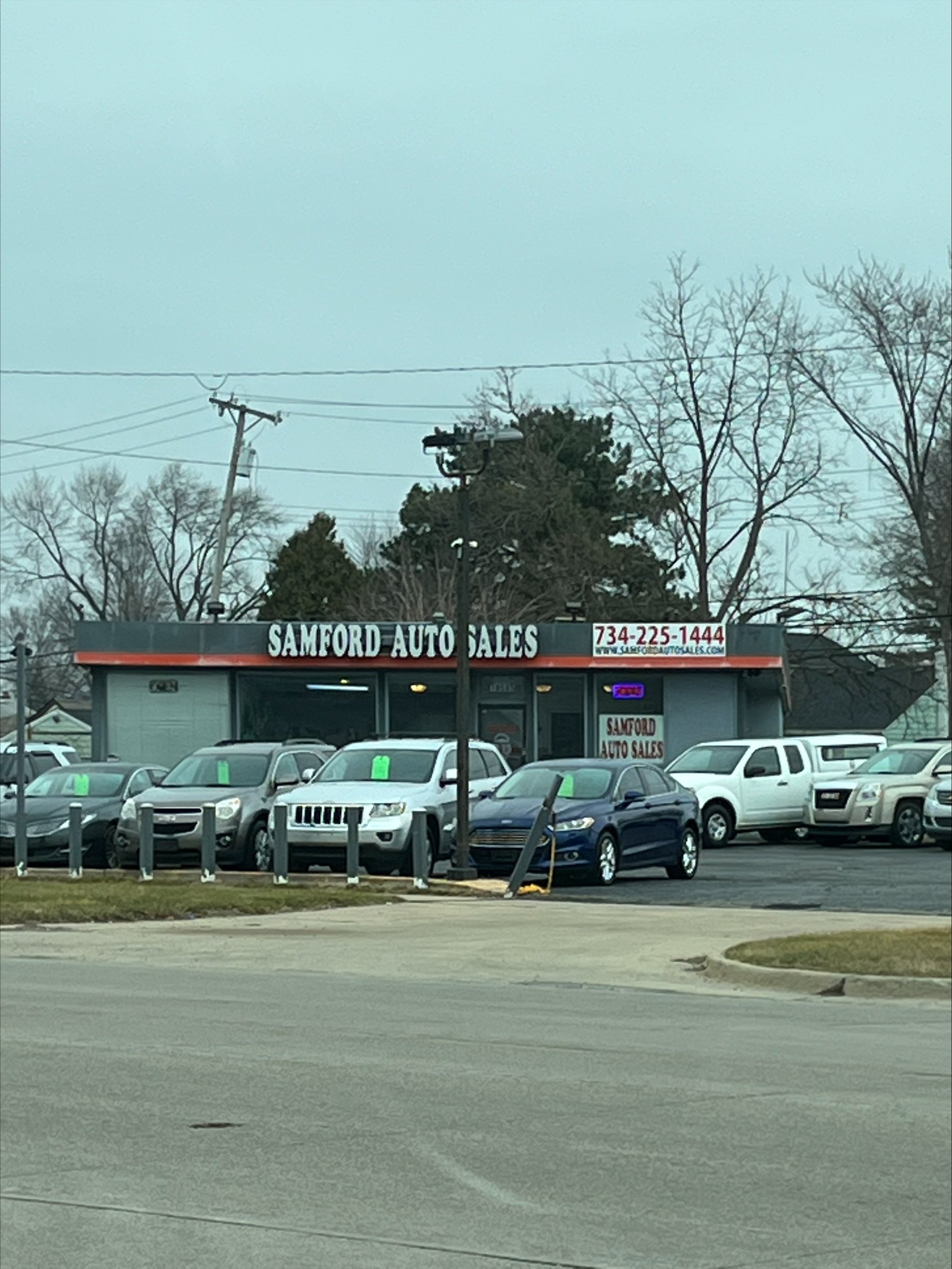 SAMFORD AUTO SALES in Riverview, MI 48193