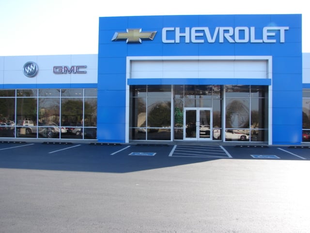 Dow Chevrolet in Mineola, TX 75773