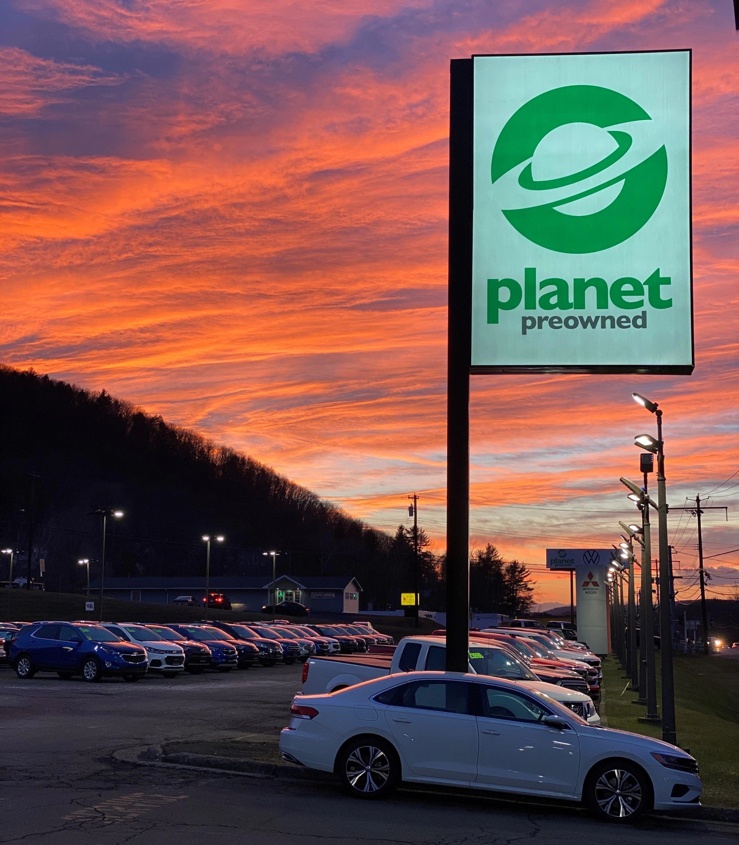Matthews Mitsubishi Volkswagen in Vestal, NY 13850