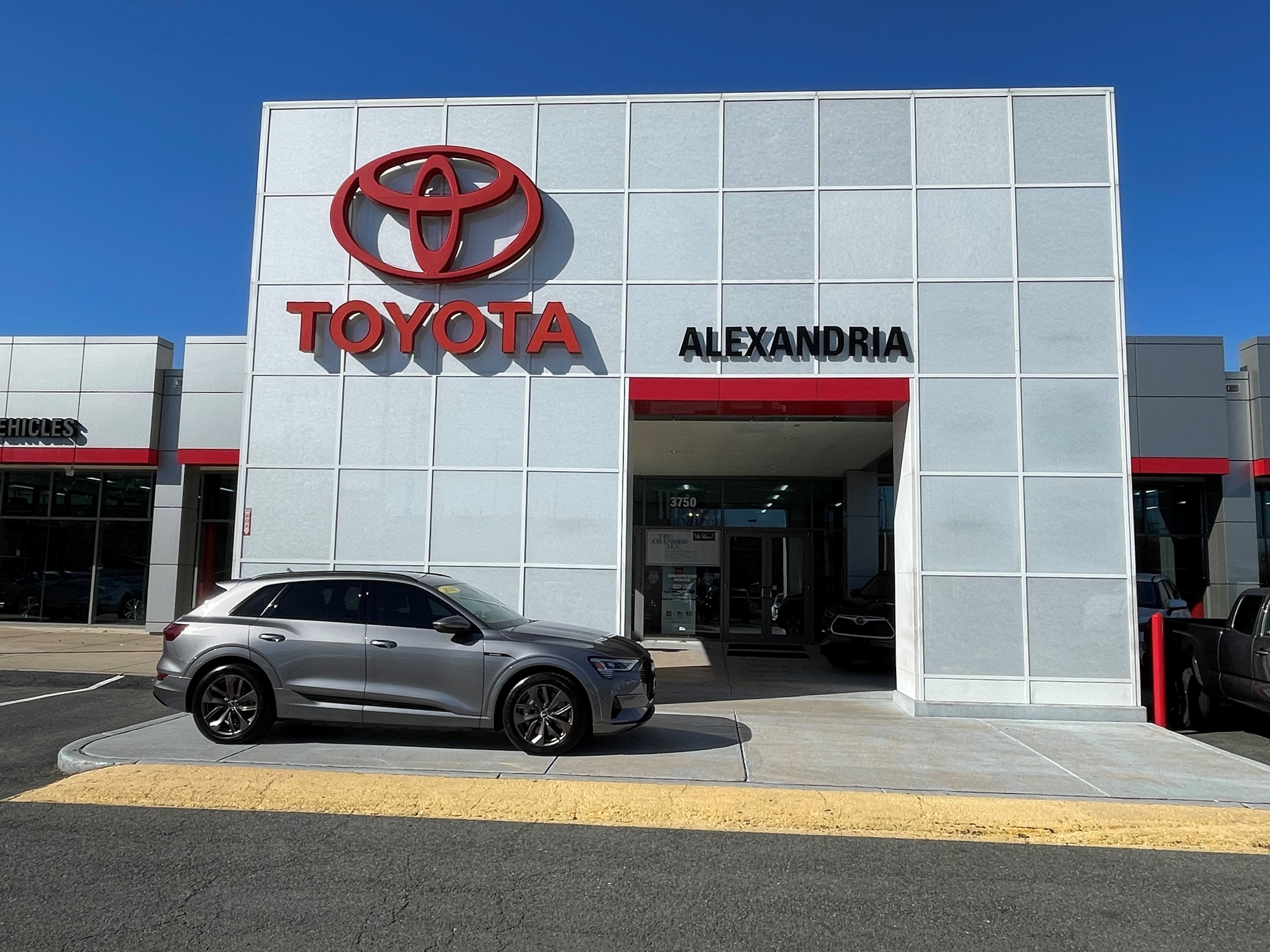 Alexandria Toyota in Alexandria, VA 22305