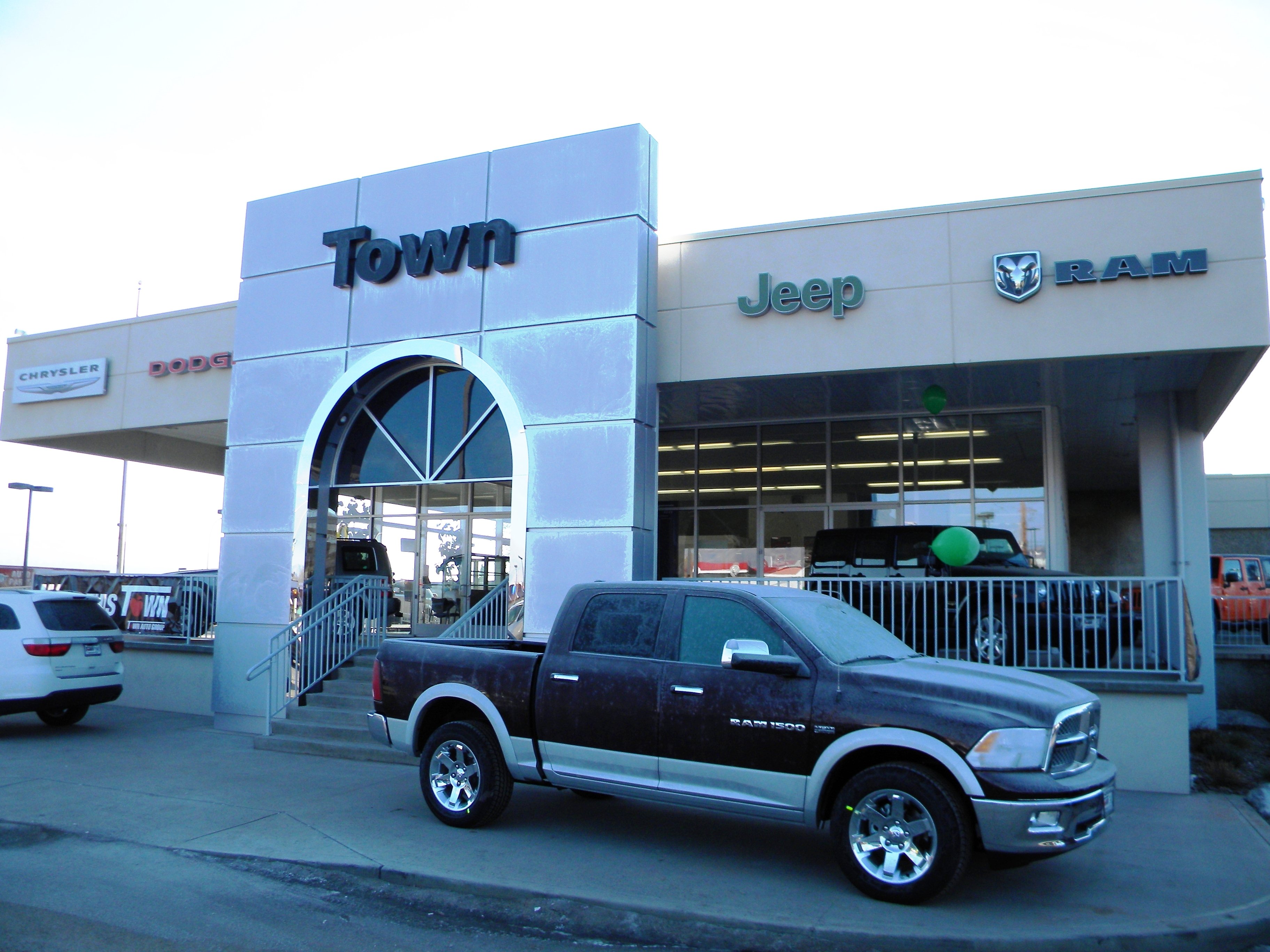 Town Chrysler Jeep Dodge in Wenatchee, WA 98801