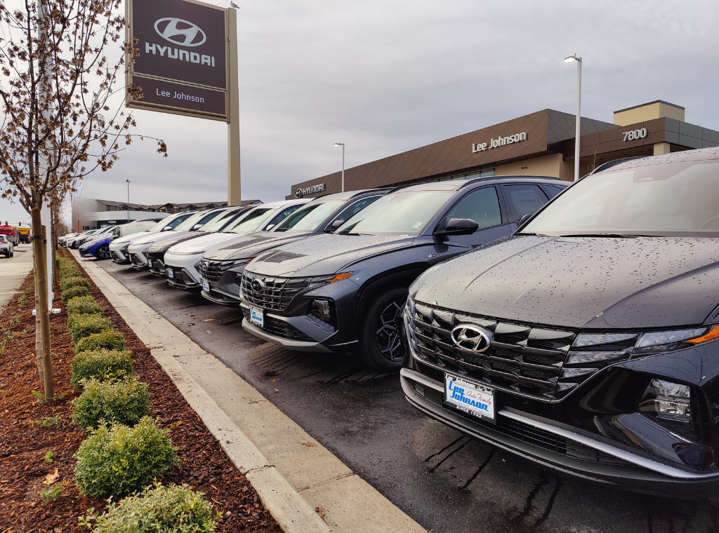 Lee Johnson Hyundai of Everett in Everett, WA 98203