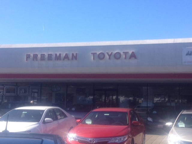 Freeman Toyota (CA) in Santa Rosa, CA 95407