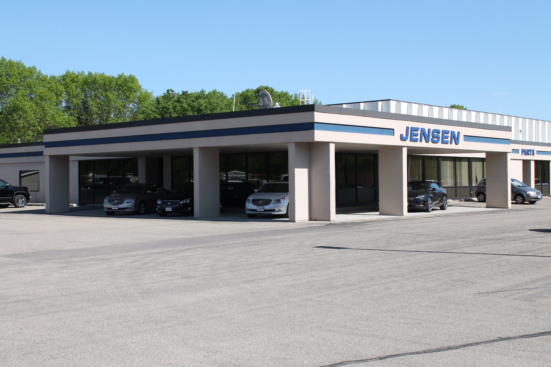 Jensen Motors Inc. in New Ulm, MN 56073