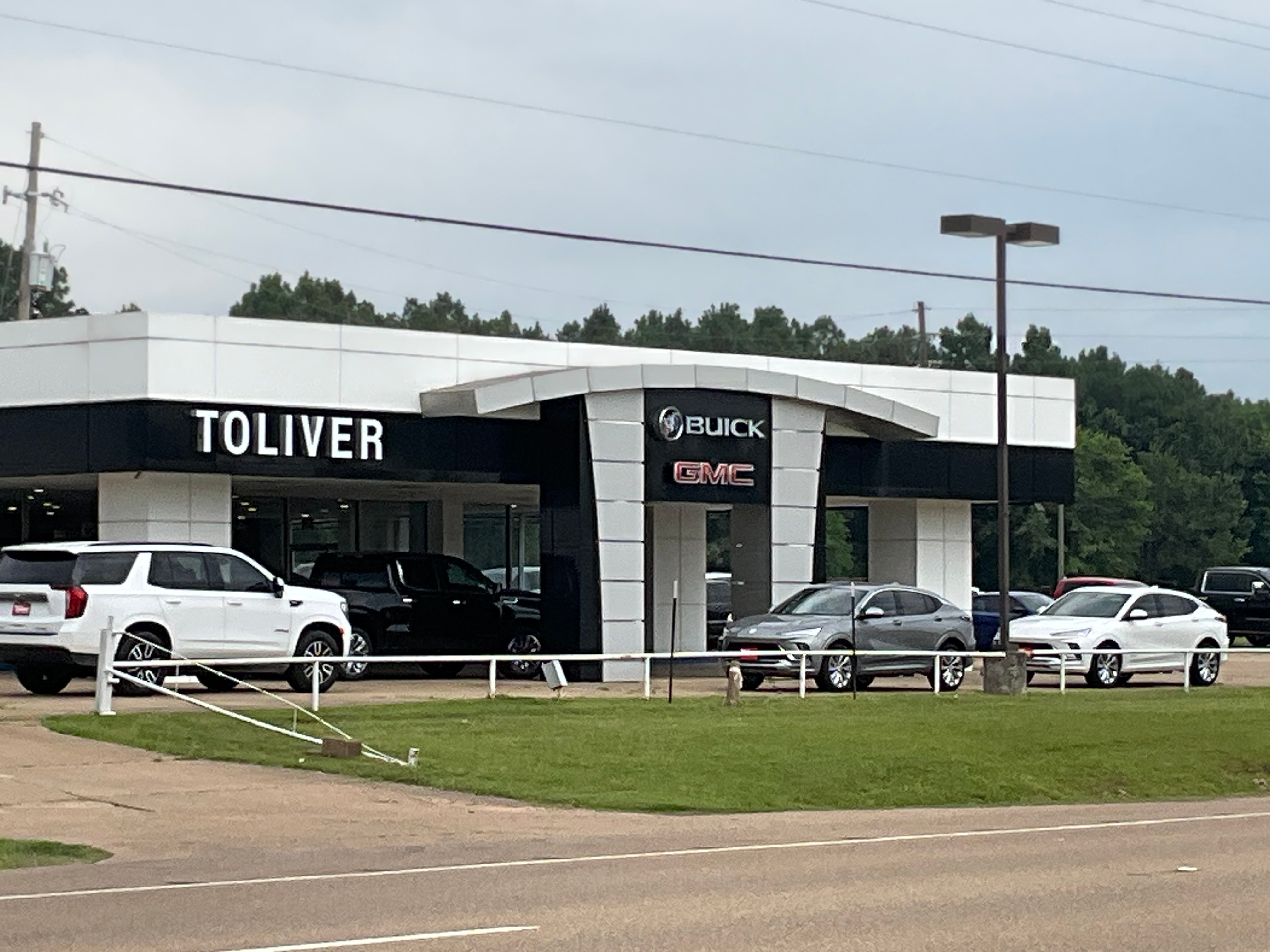 Toliver Buick GMC in Mount Pleasant, TX 75455
