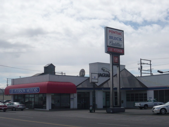 Lee Peterson Motors in Yakima, WA 98901