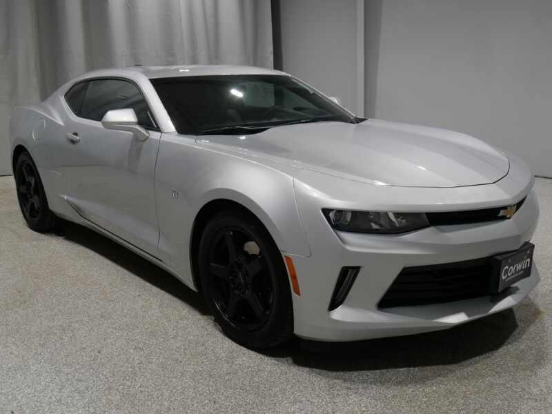 2017 Chevrolet Camaro Silver, 11K miles for Sale