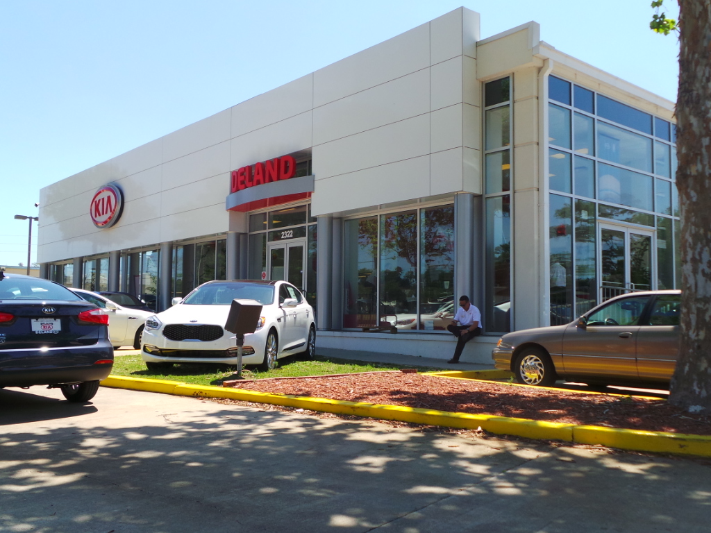 DeLand Kia in DeLand, FL 32720