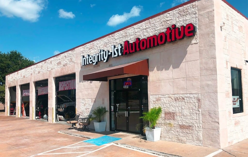 Integrity 1st Automotive & Collision - W 15th | Plano, TX 75093