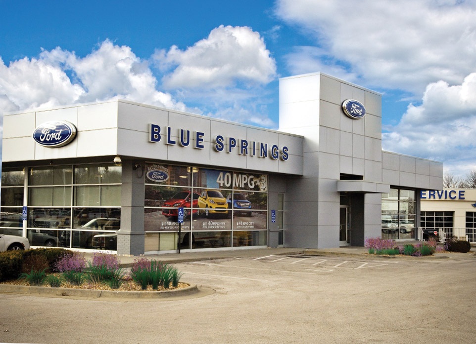 Blue Springs Ford in Blue Springs, MO 64015