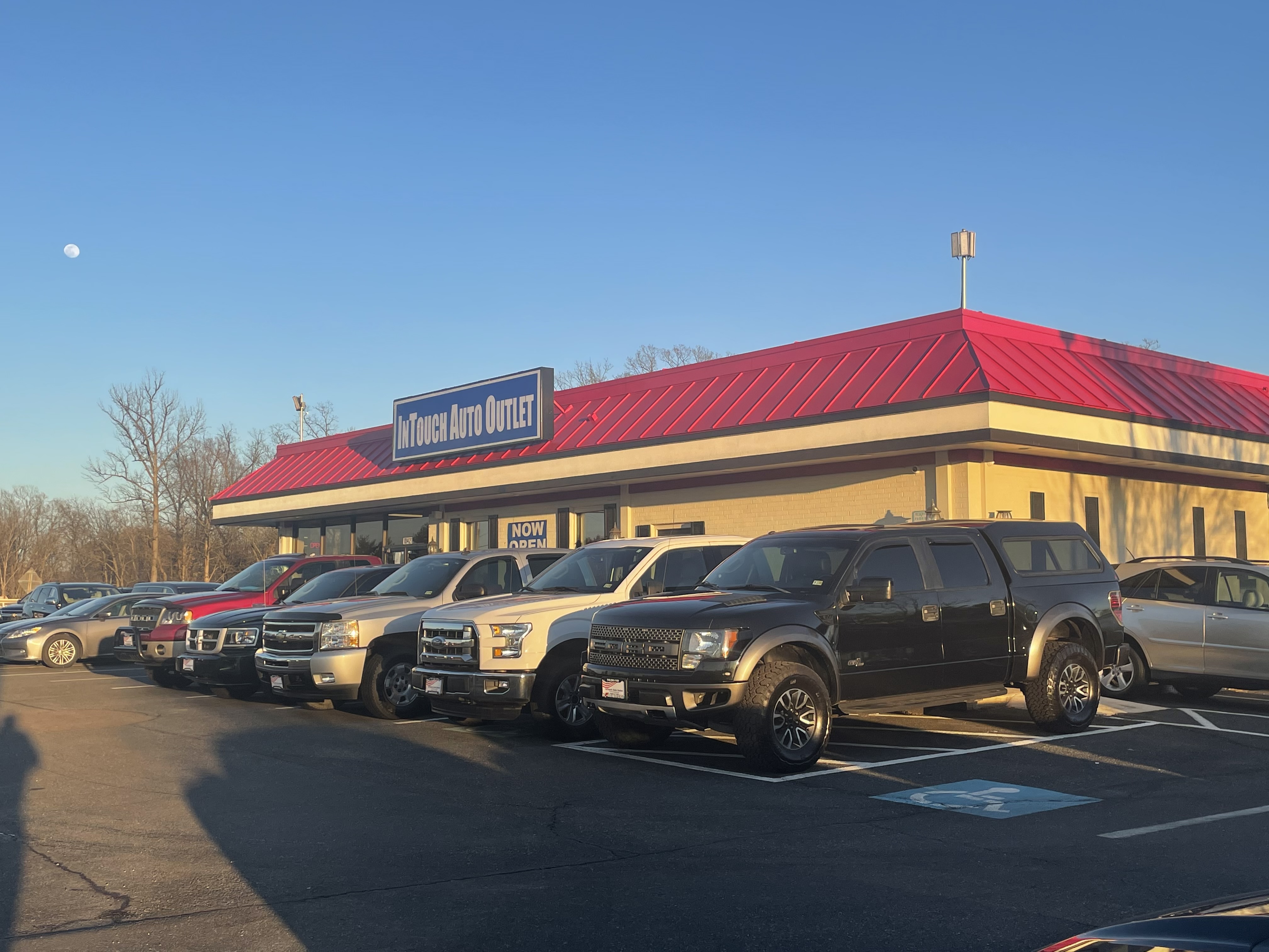 Intouch Auto Outlet in Spotsylvania, VA 22553
