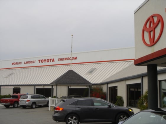 Berglund Toyota in Lynchburg, VA 24502