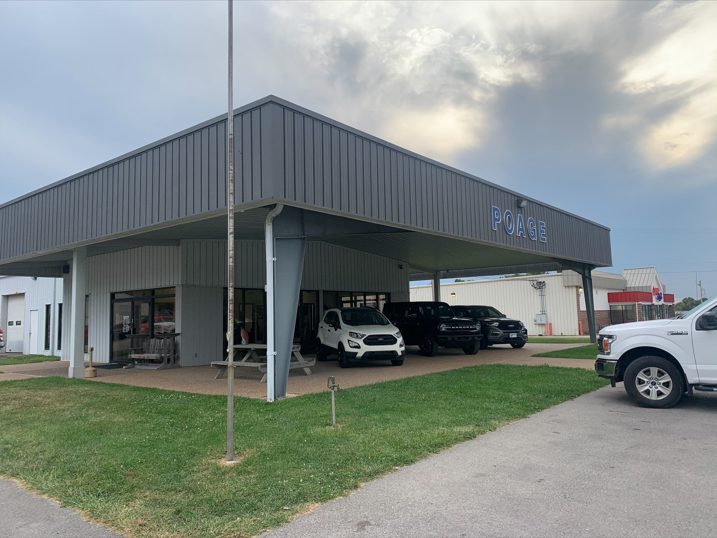 POAGE FORD in Bowling Green, MO 63334