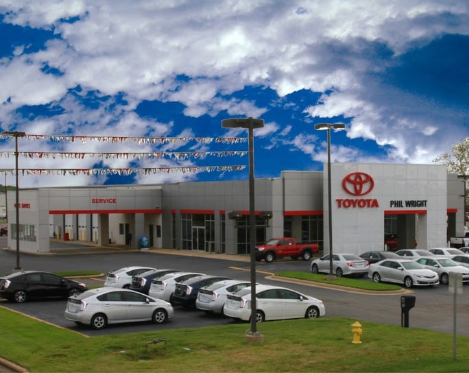 Phil Wright Toyota in Russellville, AR 72811