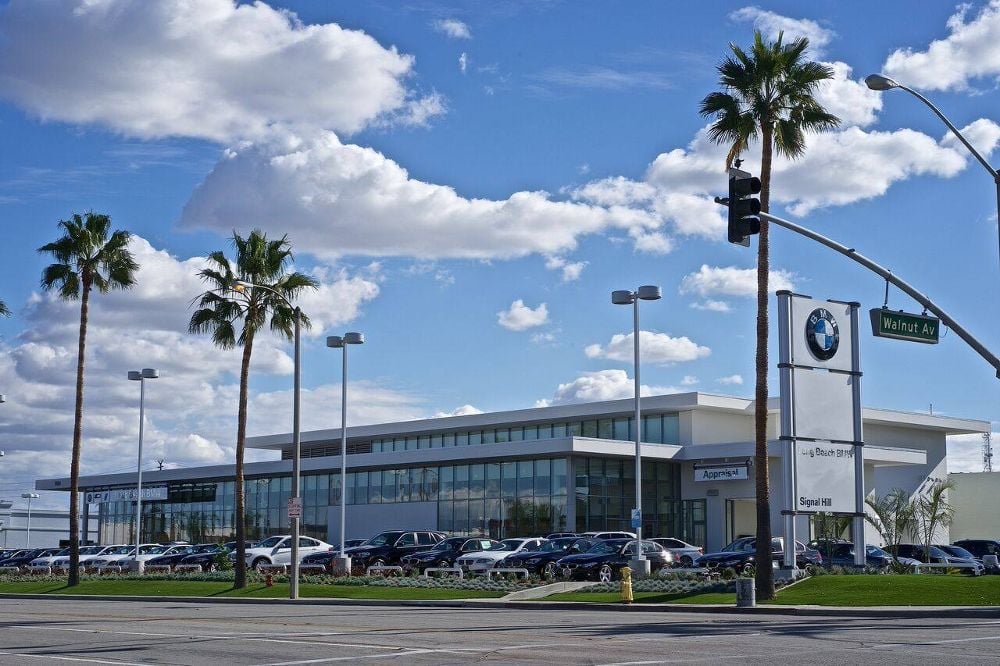 Long Beach BMW in Signal Hill, CA 90755