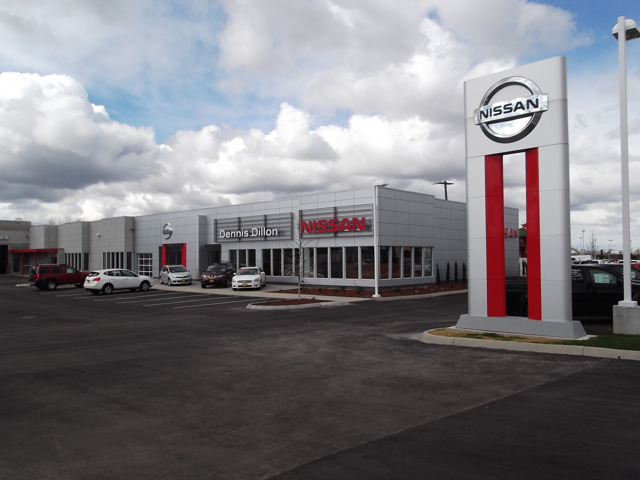 Dennis Dillon Nissan in Boise, ID 83704