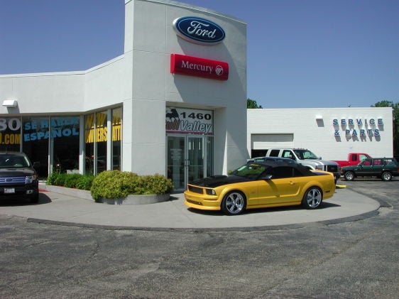Bull Valley Ford in Woodstock, IL 60098