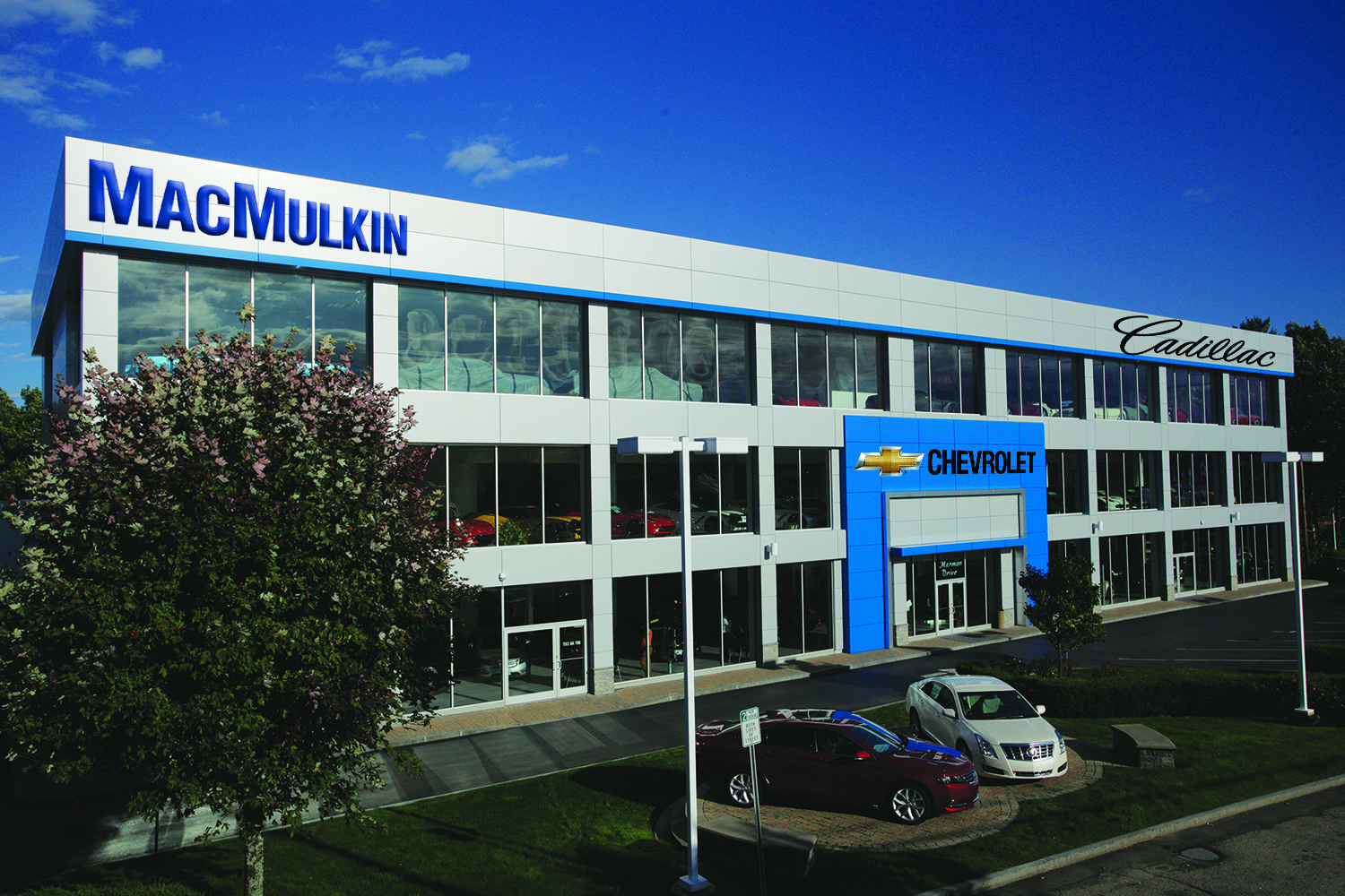 Macmulkin Chevrolet Cadillac in Nashua, NH 03060